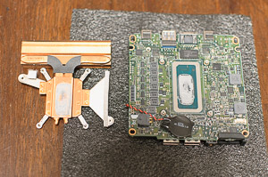 "Removing the heatsink revealed a badly applied thermal paste. Really, _Asus_???"